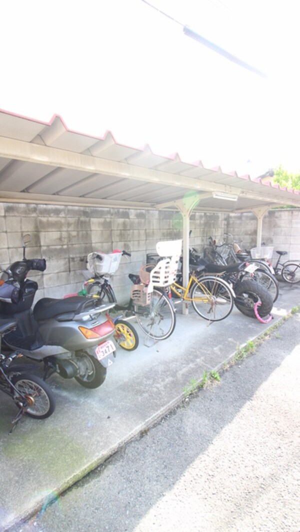 駐輪場