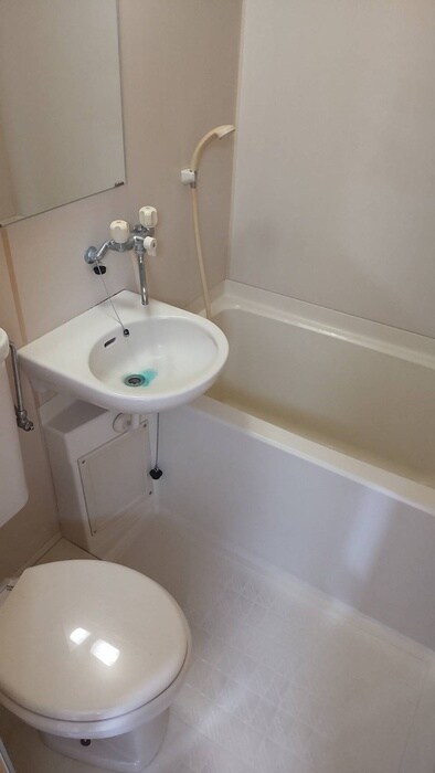 物件内観写真10　(トイレ)