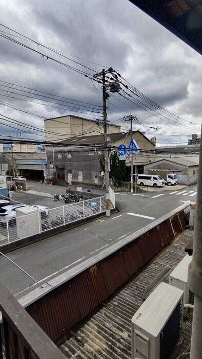 物件内観写真16　(室内からの展望)