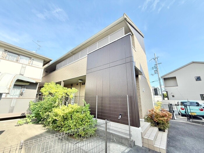 物件外観写真2　(外観写真)