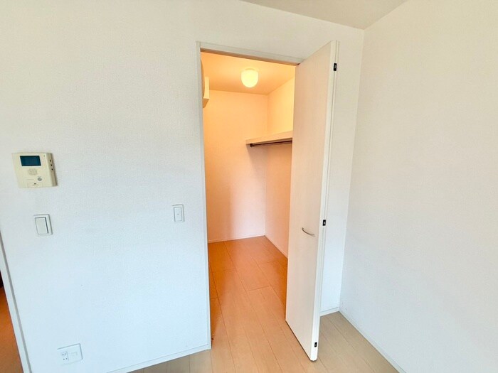 物件内観写真10　(収納)