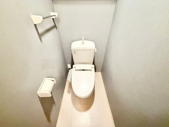 物件内観写真12　(トイレ)