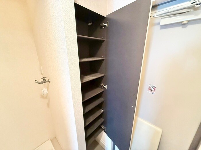 物件内観写真18　(靴箱)