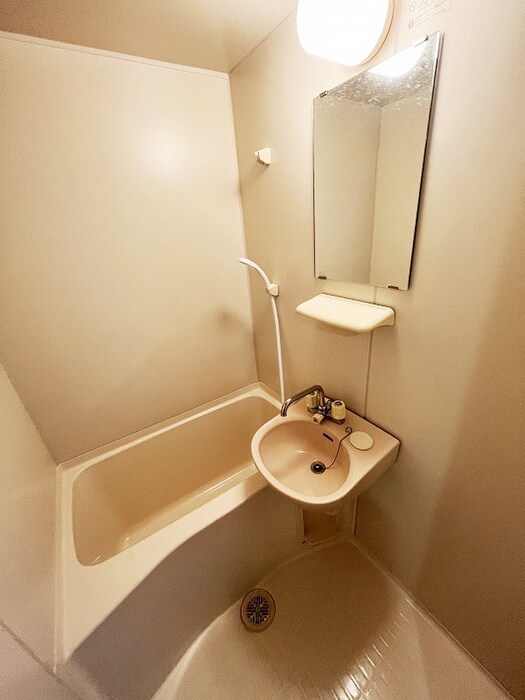 物件内観写真8　(バス／シャワールーム等)