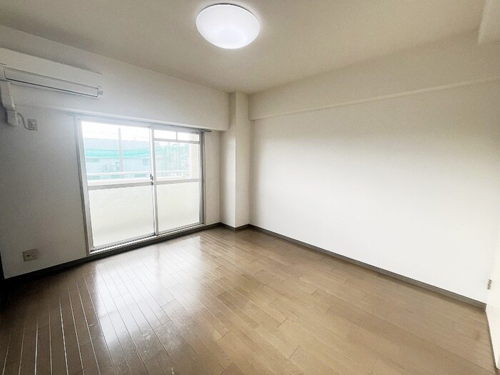 物件内観写真13　(居室)