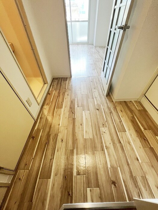 物件内観写真19　(廊下)