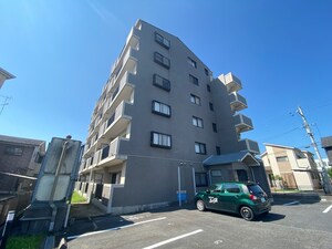 ルミエ－ルⅡ外観写真