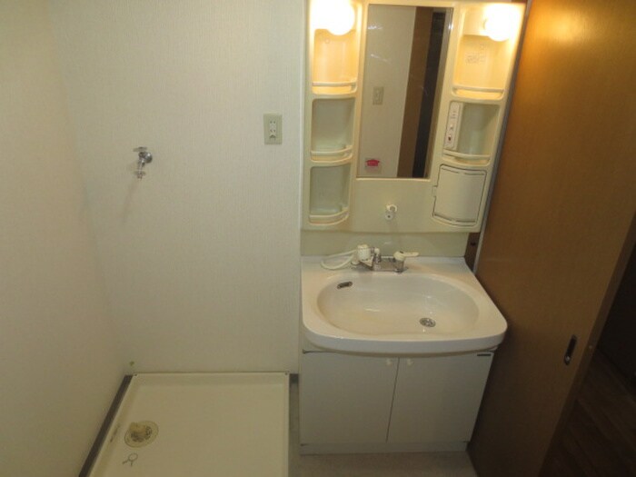 物件内観写真13　(洗面)