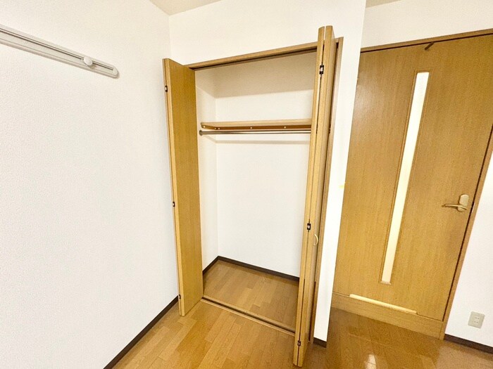 物件内観写真11　(収納)