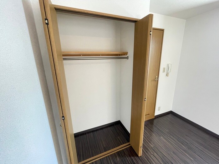 物件内観写真14　(収納)