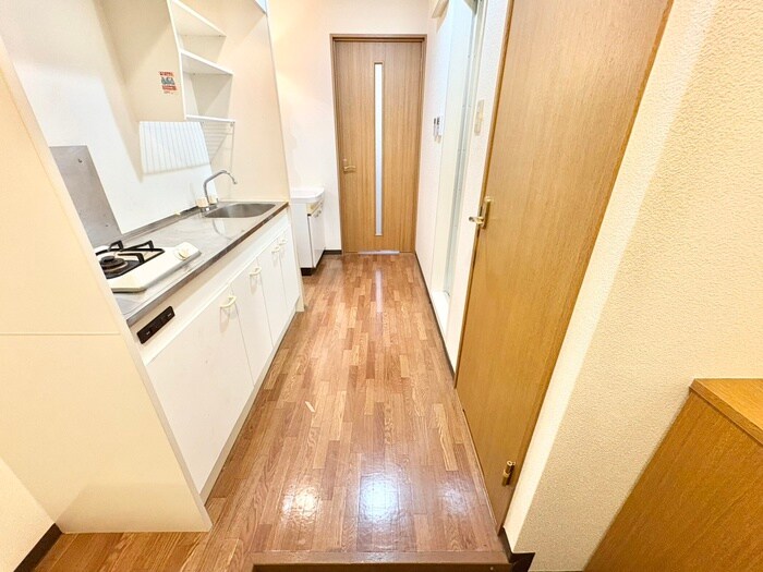 物件内観写真17　(廊下)