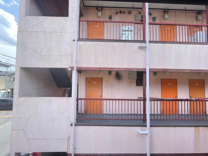 物件内観写真20　(室内からの展望)