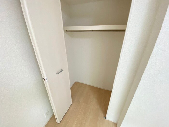 物件内観写真10　(収納)