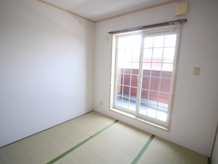 物件内観写真10　(居室)