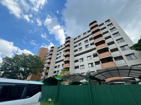 白川高層住宅５号棟（９０４）外観写真