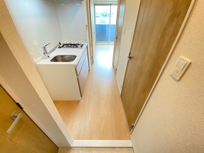 物件内観写真19　(廊下)