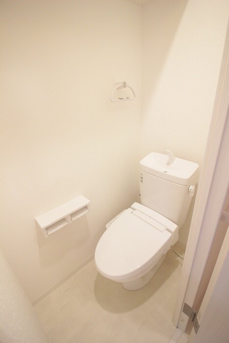 物件内観写真12　(トイレ)