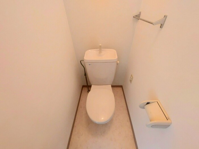 物件内観写真11　(トイレ)