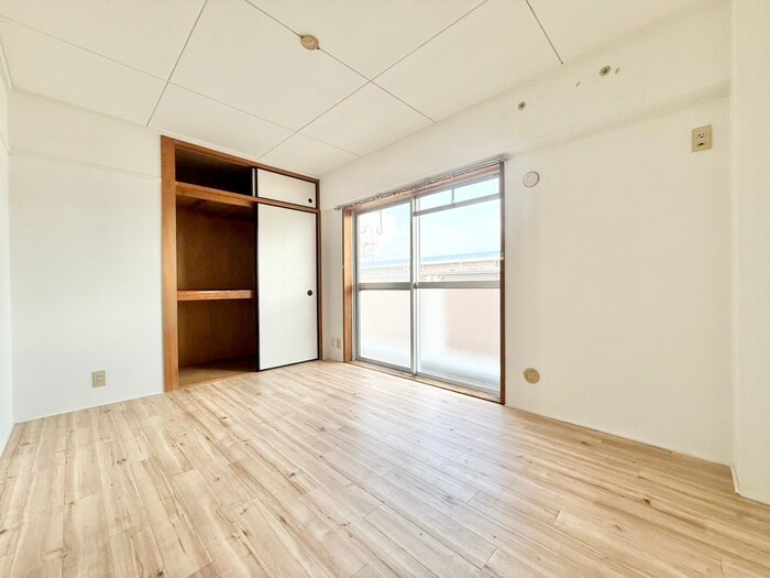 物件内観写真8　(居室)