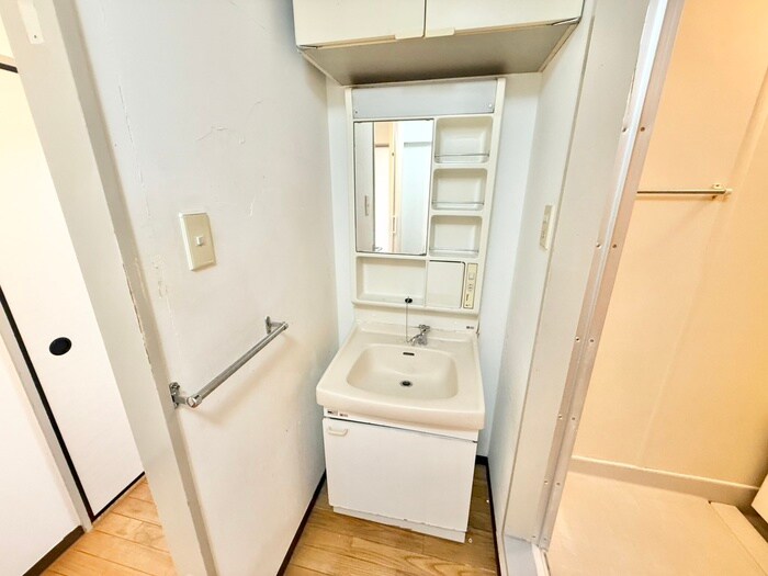物件内観写真14　(洗面)