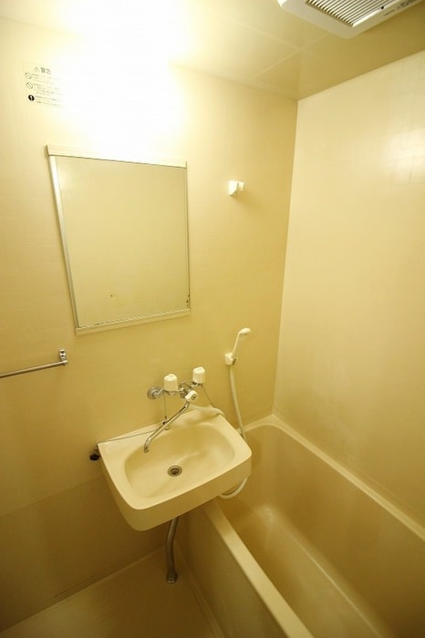 物件内観写真9　(バス／シャワールーム等)