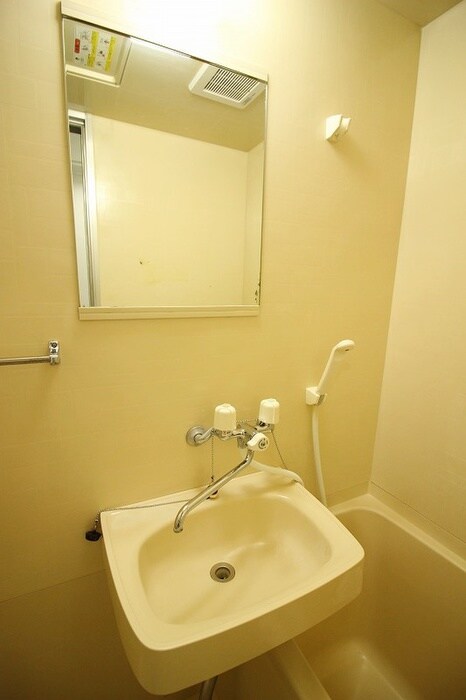 物件内観写真10　(洗面)