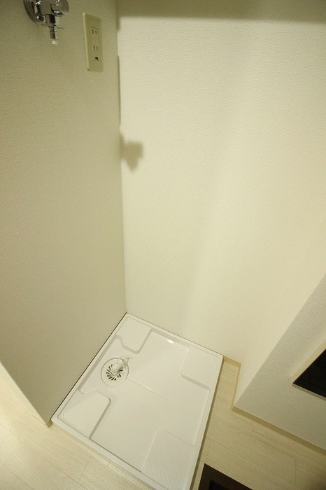 物件内観写真11　(洗濯機置場)