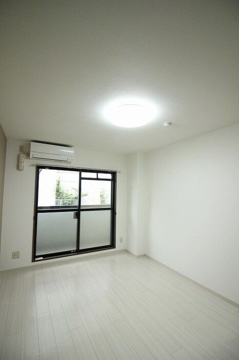 物件内観写真12　(居室)