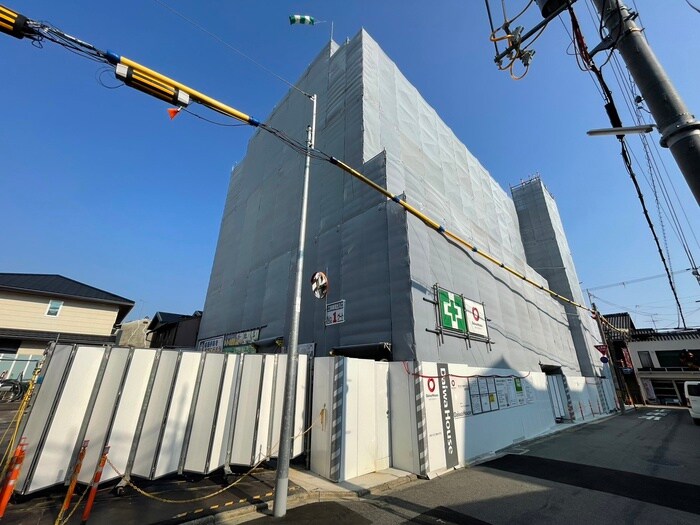 物件外観写真2　(建築中)