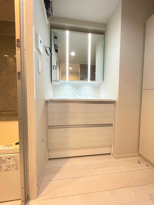 物件内観写真12　(洗面)