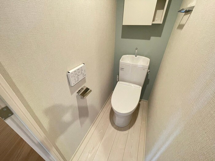 物件内観写真13　(トイレ)