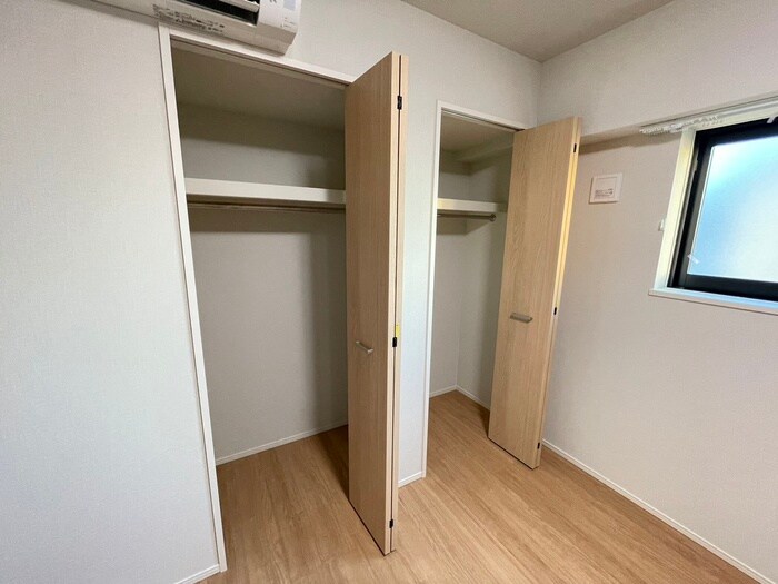 物件内観写真15　(収納)