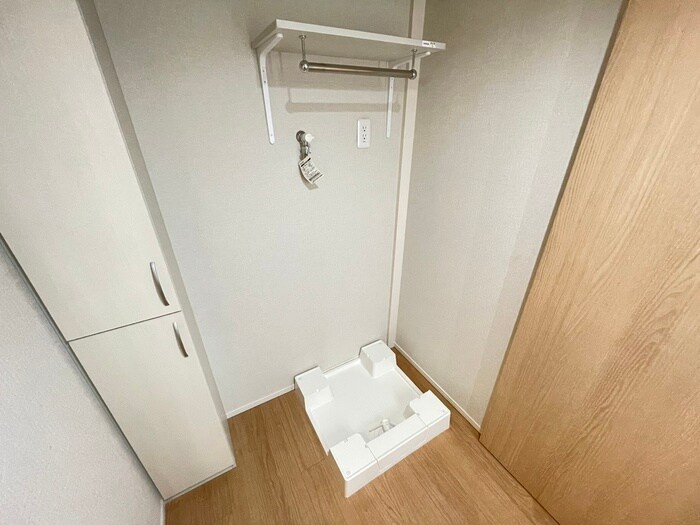 物件内観写真20　(洗濯機置場)