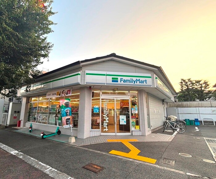 ファミリーマート