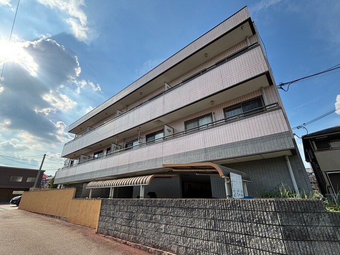 物件外観写真6　(外観写真)