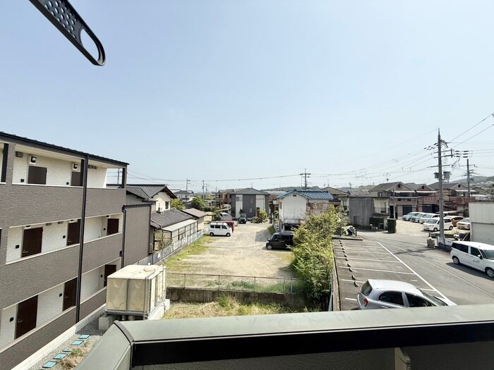 物件内観写真22　(室内からの展望)