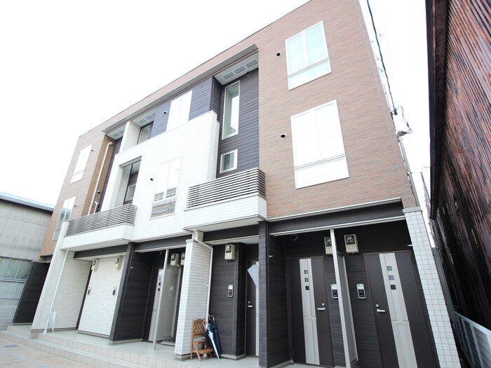 物件外観写真4　(外観写真)