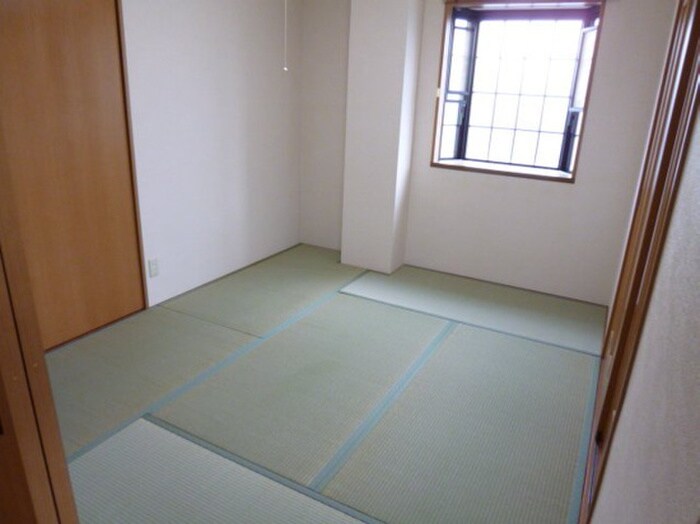 物件内観写真16　(居室)