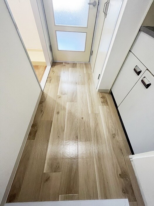 物件内観写真19　(廊下)