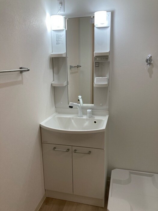 物件内観写真10　(洗面)