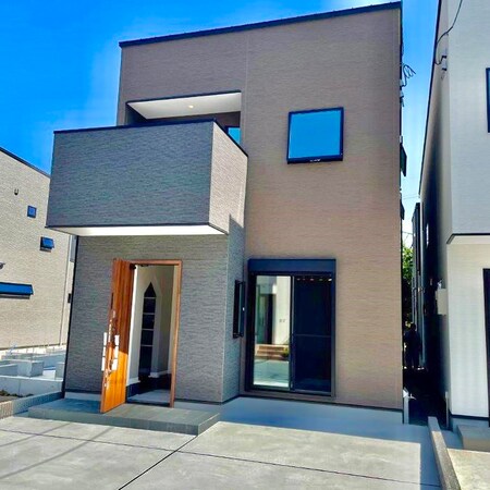 LIVONE利倉西7号外観写真