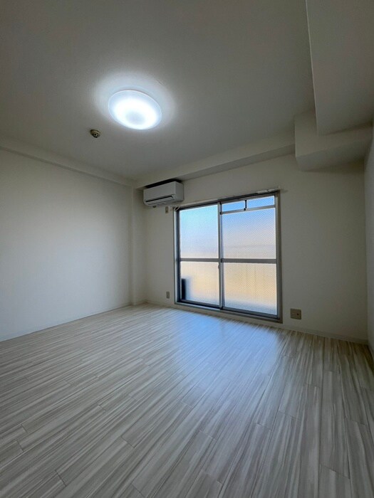 物件内観写真11　(居室)