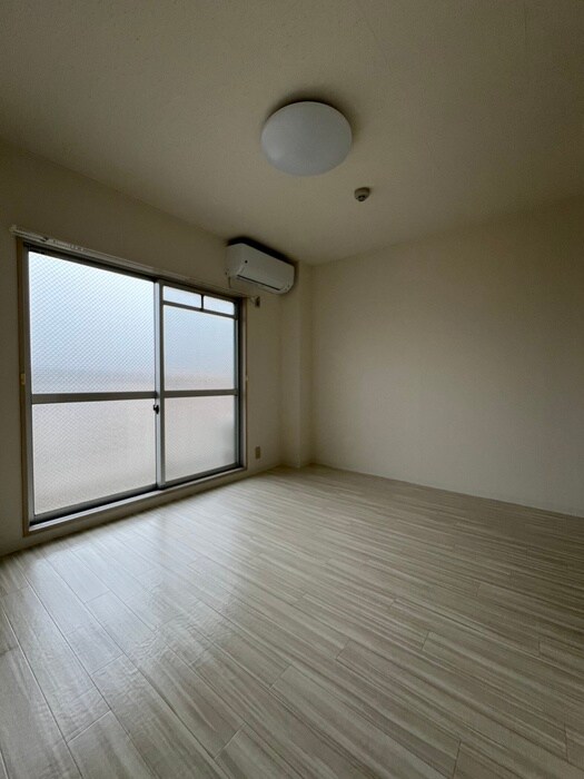 物件内観写真12　(居室)