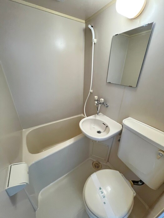 物件内観写真13　(バス／シャワールーム等)