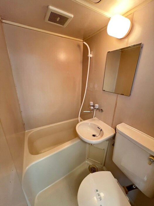 物件内観写真13　(バス／シャワールーム等)