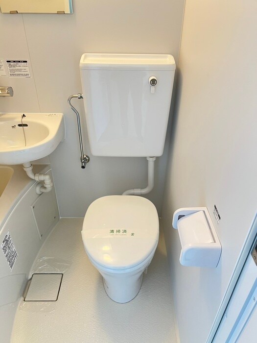 物件内観写真14　(トイレ)