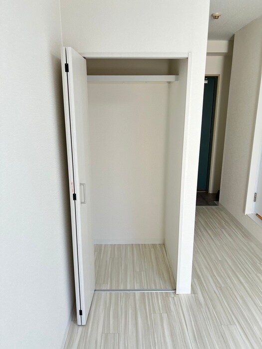物件内観写真16　(収納)