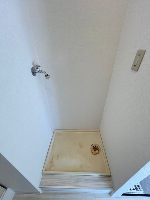 物件内観写真20　(洗濯機置場)