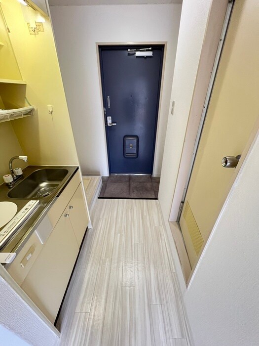 物件内観写真20　(廊下)