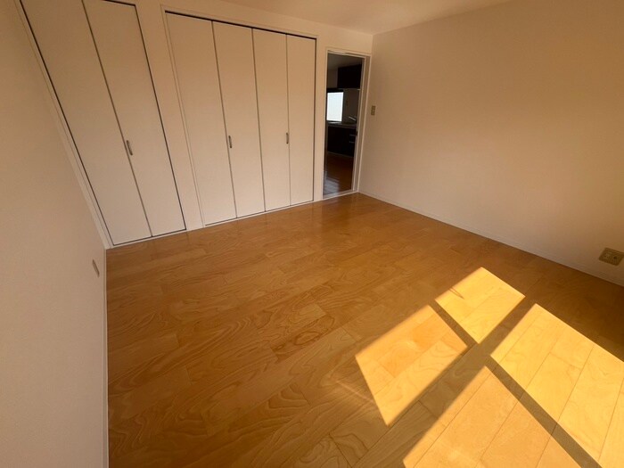 物件内観写真10　(居室)